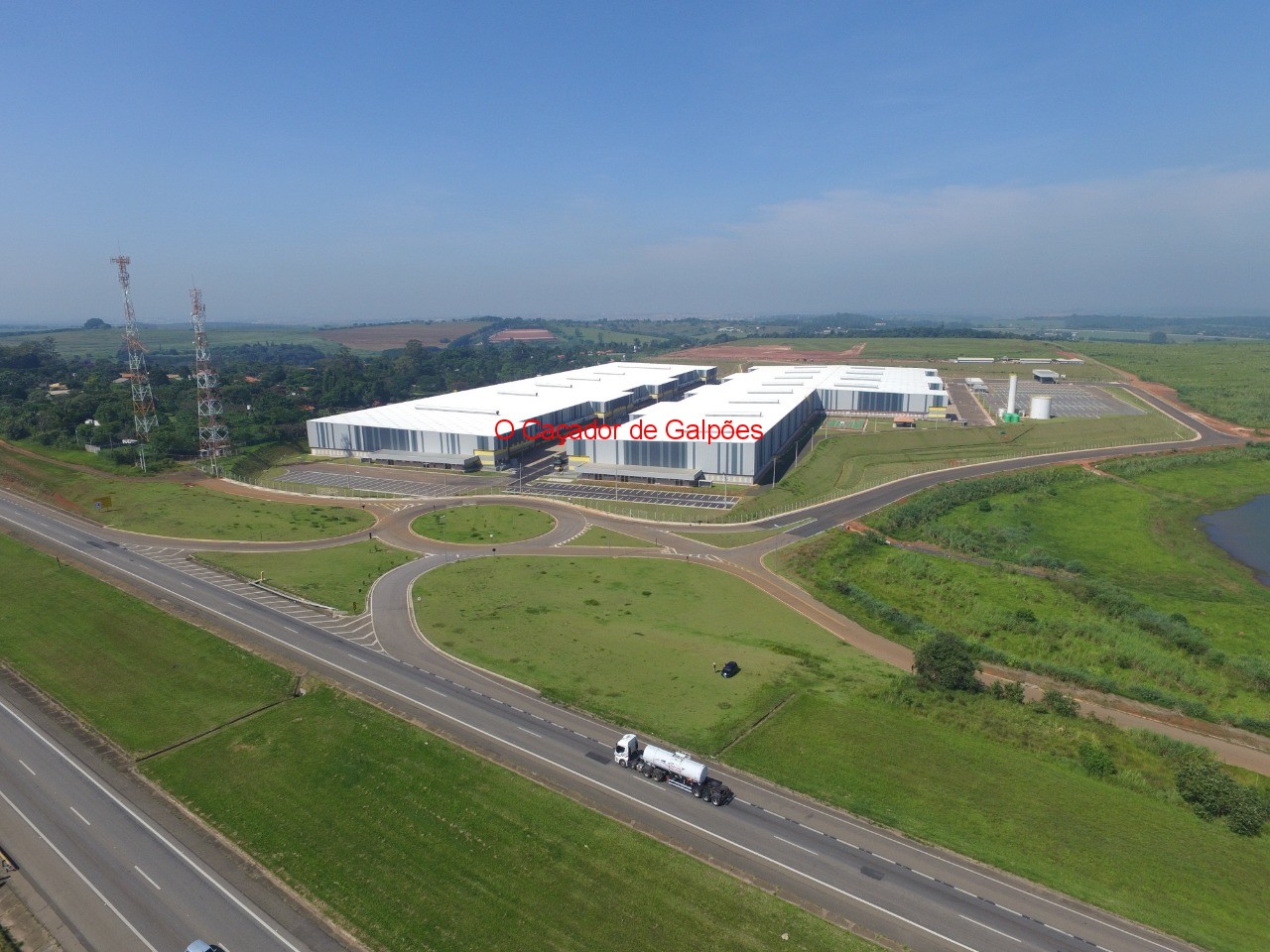Galpão para alugar em porto feliz, na rodovia presidente cas