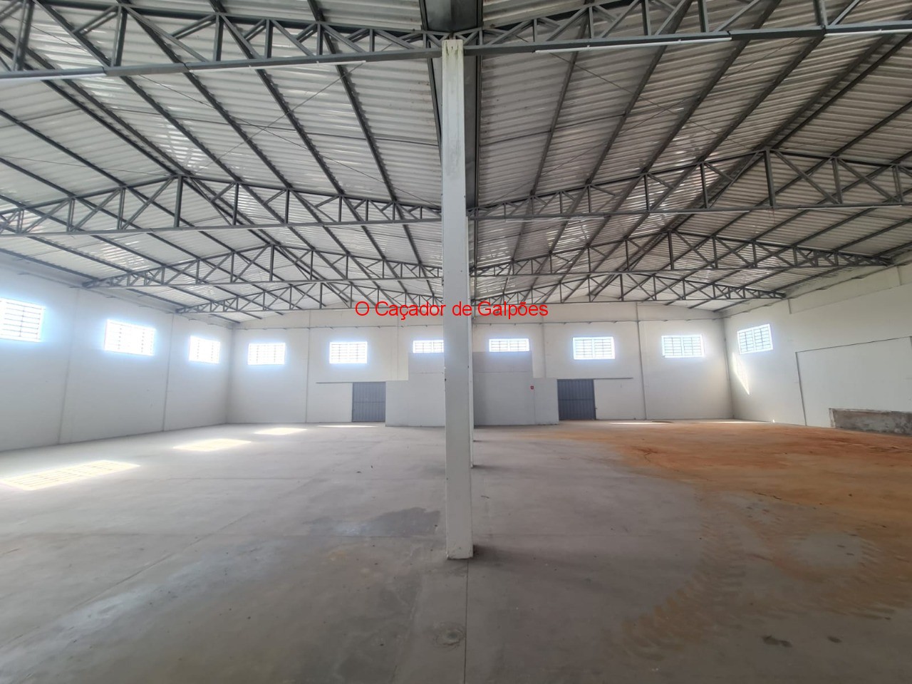 Galpão para alugar em salto de pirapora. 720m²