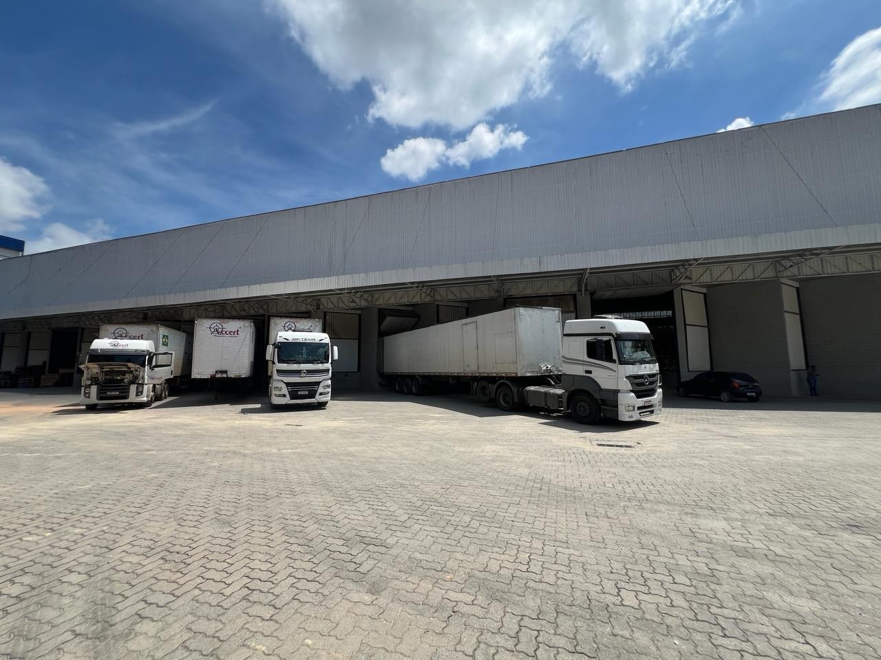 Galpão para alugar em barueri, cross docking condomínio fech