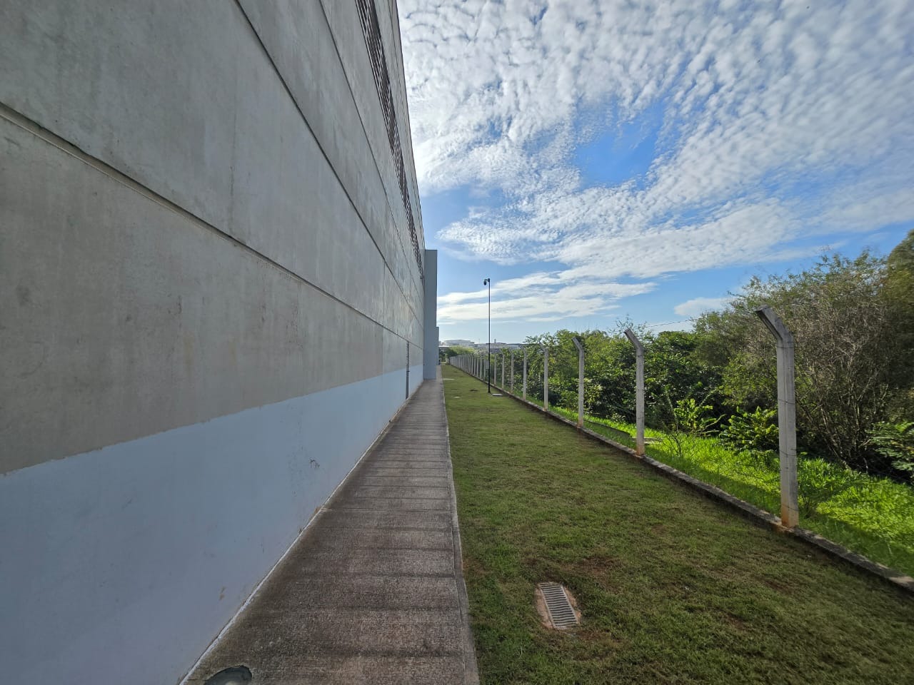 Galpão para alugar em Sorocaba em condomínio fechado