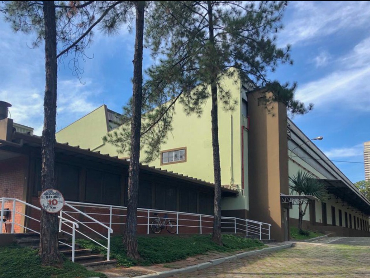 Galpão para alugar em alphaville, barueri voltada para a rod