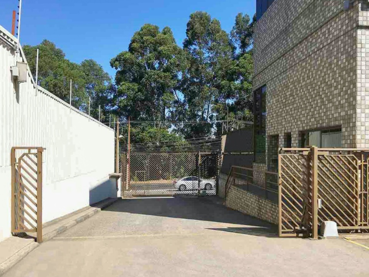 Galpão para alugar em Barueri em Alphaville