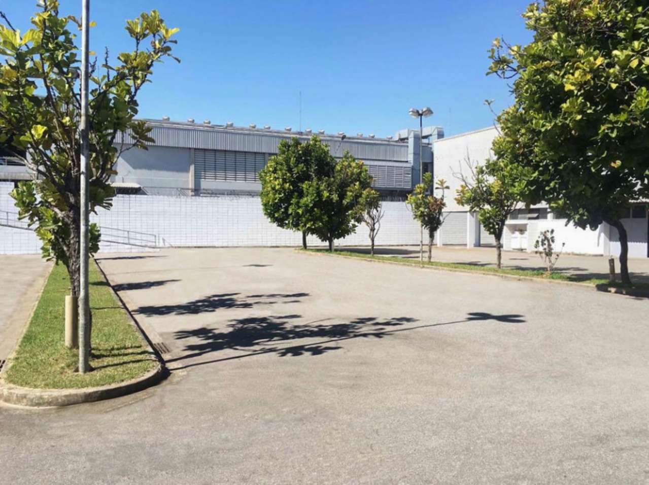 Galpão para alugar em Alphaville. Fácil acesso ao Rodoanel Mário Covas