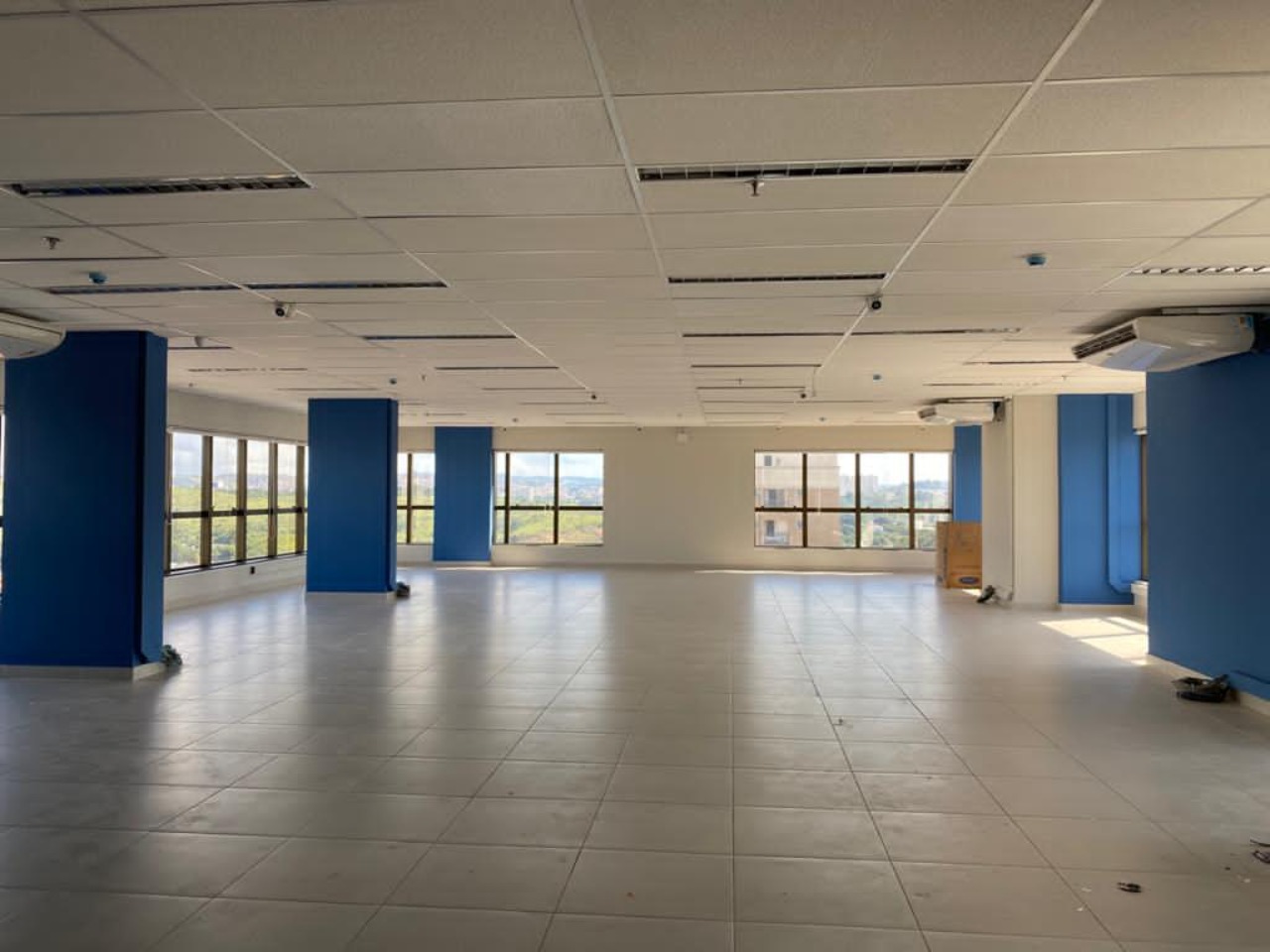 Sala para alugar em barueri (escritório)