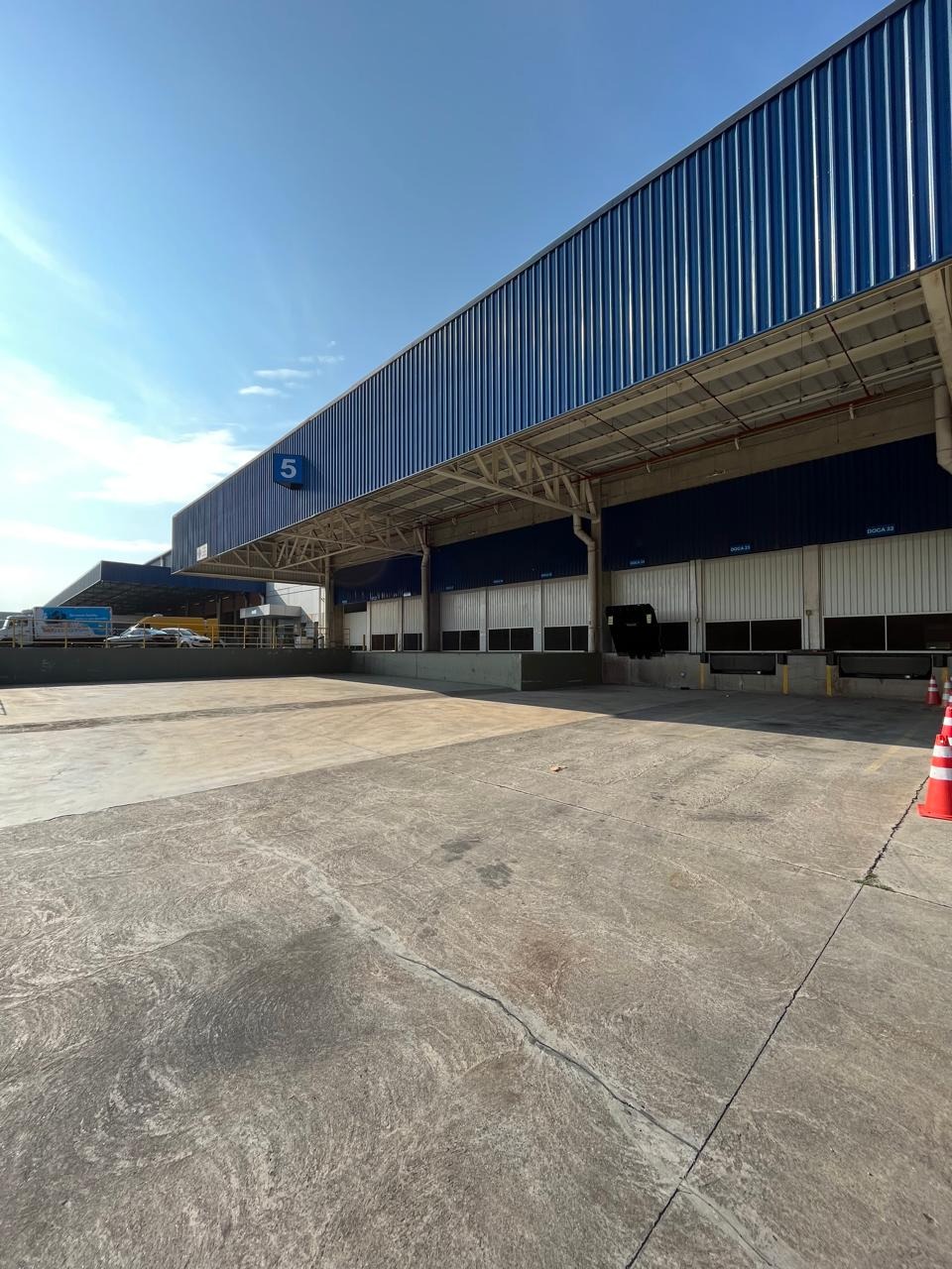 Galpão para alugar em osasco, industrial e logístico. Fácil 