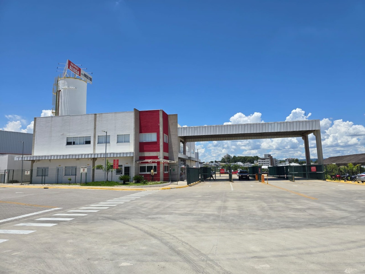 Galpão em condomínio fechado para alugar em Sorocaba