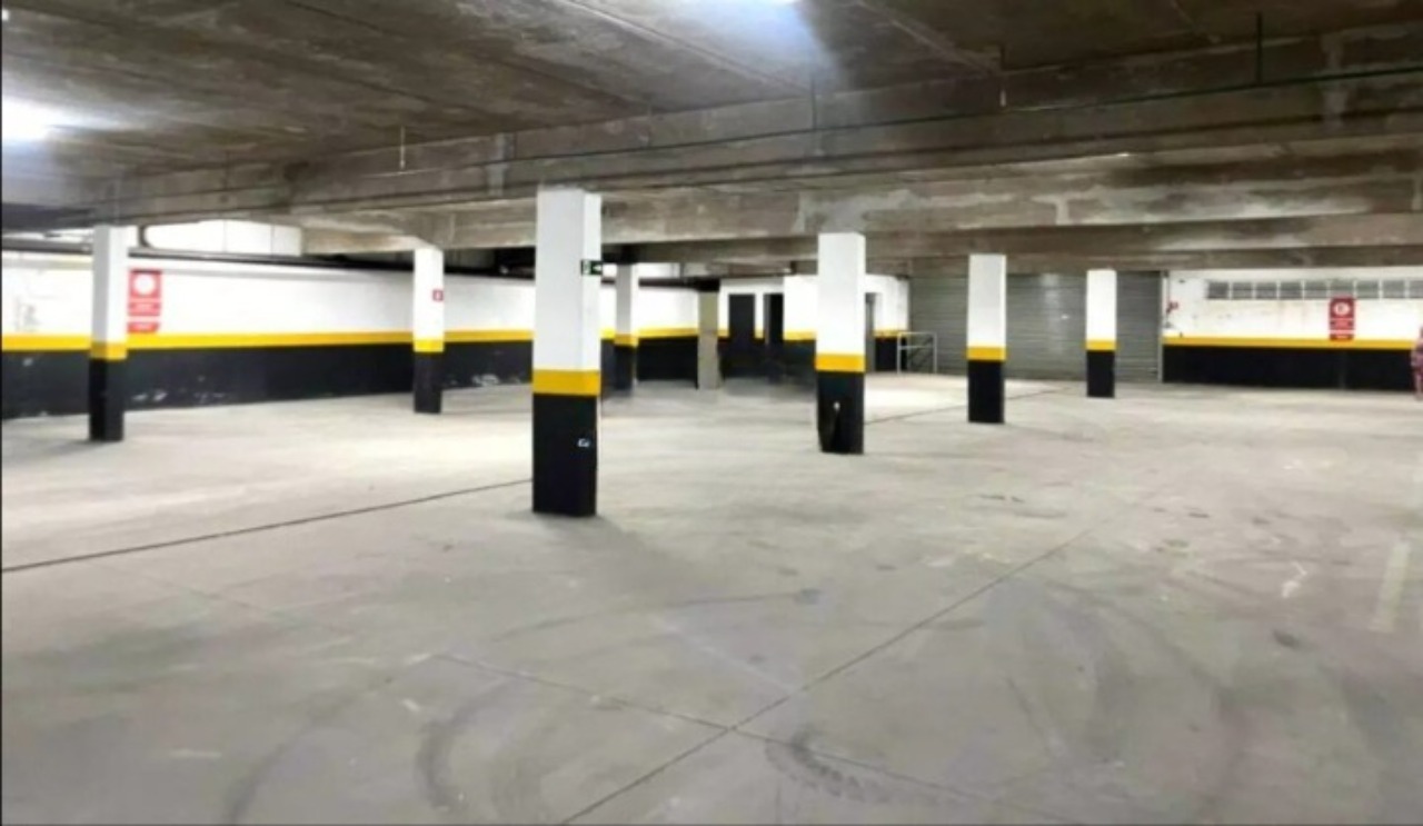 Galpão para alugar na Vila Carrão em São Paulo, 1.800m², comercial