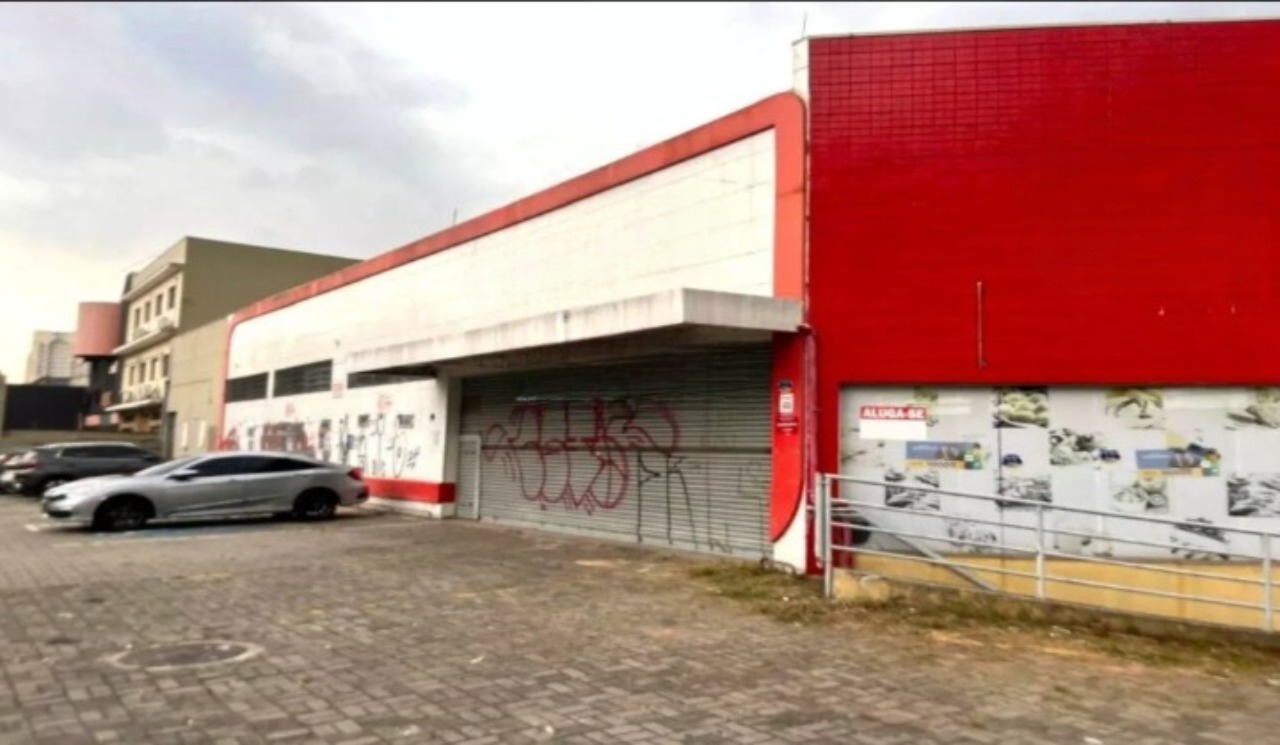 Galpão para alugar na Vila Carrão em São Paulo, 1.800m², comercial