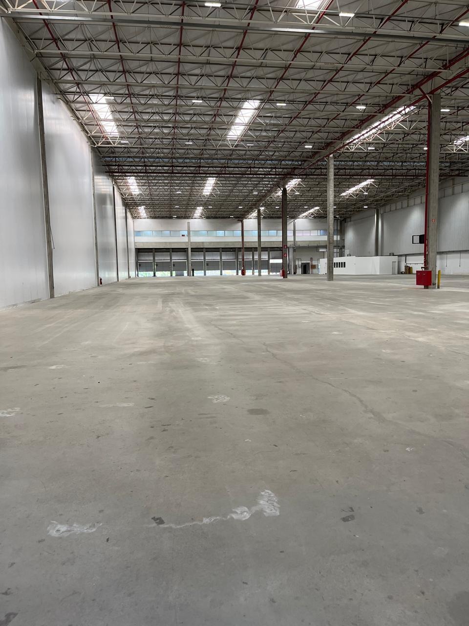 Galpão para alugar em osasco, industrial e logístico. Fácil 