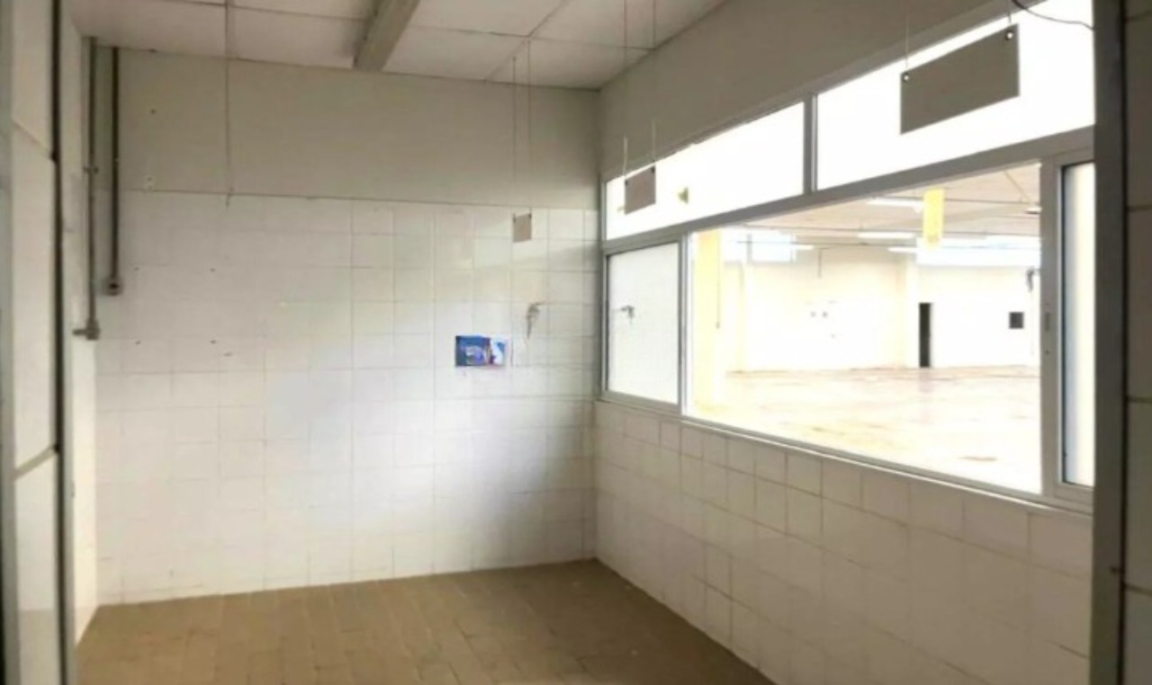 Galpão para alugar na Vila Carrão em São Paulo, 1.800m², comercial