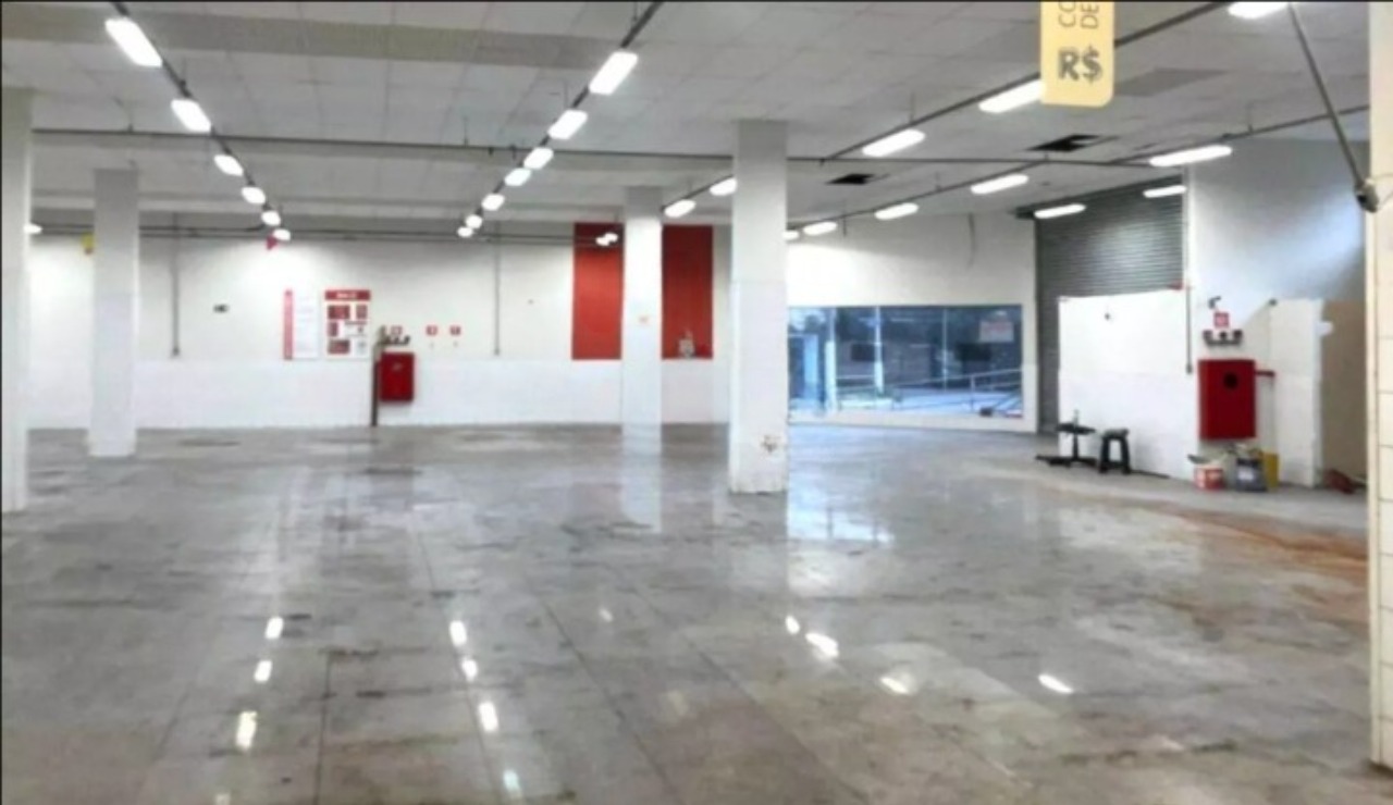 Galpão para alugar na Vila Carrão em São Paulo, 1.800m², comercial
