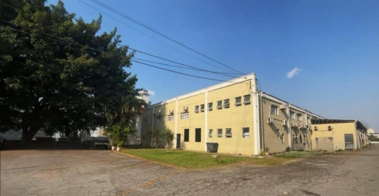 Galpão para alugar em barueri com fácil acesso à rodovia cas