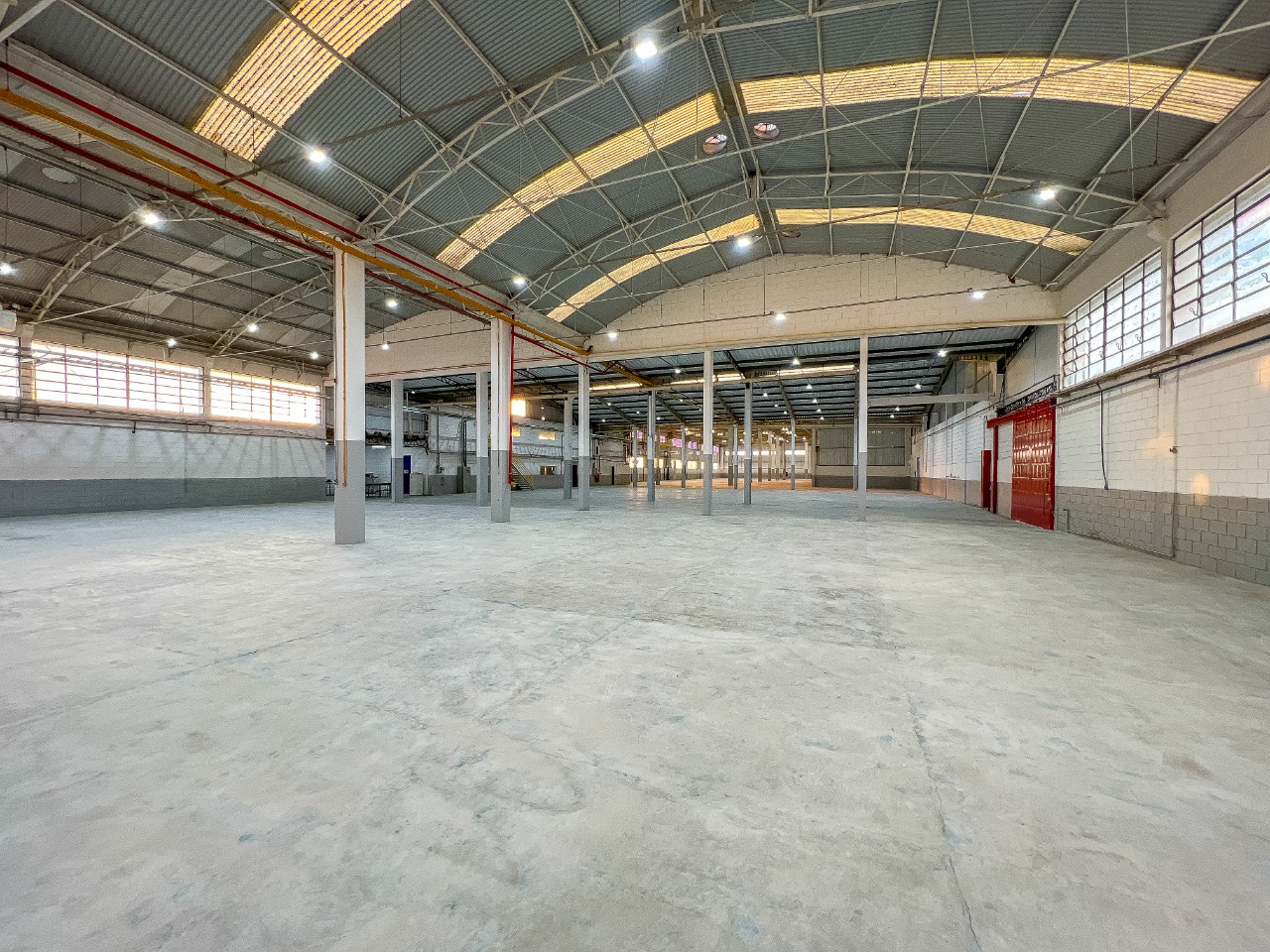 Galpão para alugar em Sorocaba, 7.032m², Localizado no bairro Cajuru do Sul