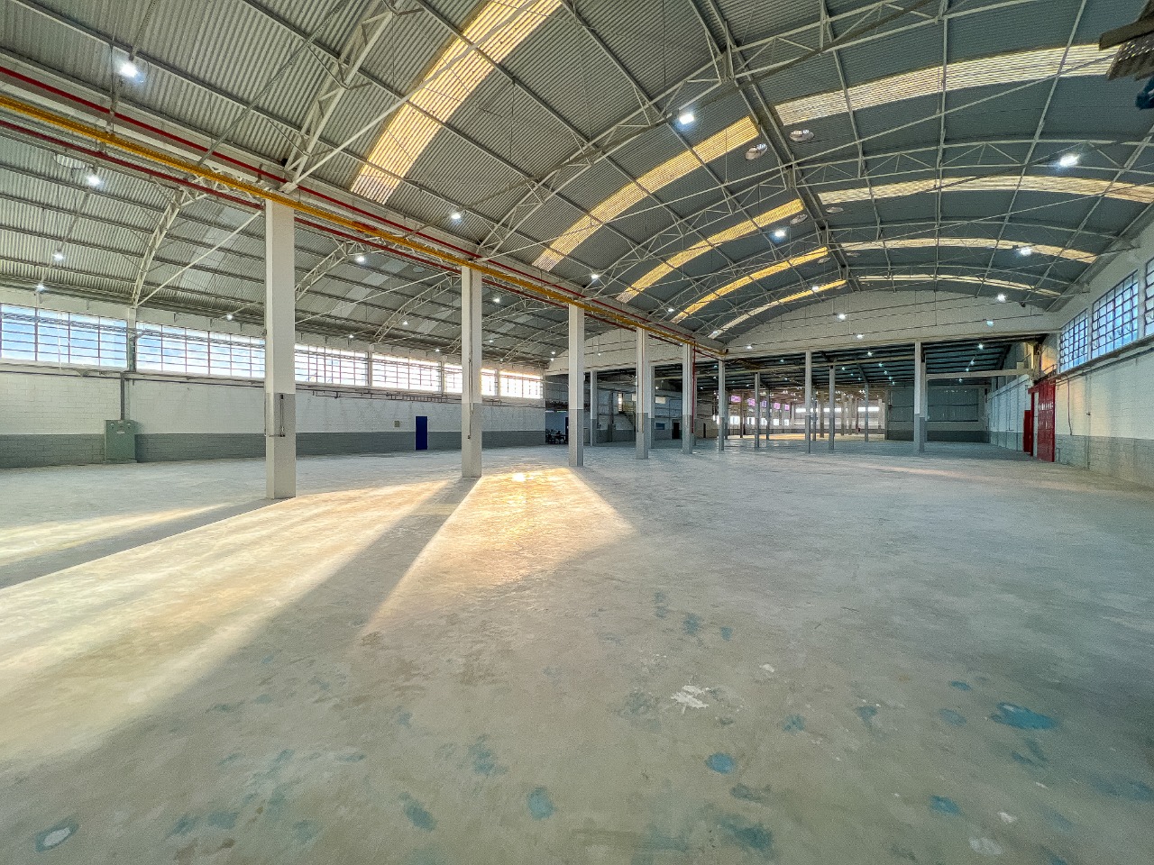 Galpão para alugar em Sorocaba, 7.032m², Localizado no bairro Cajuru do Sul