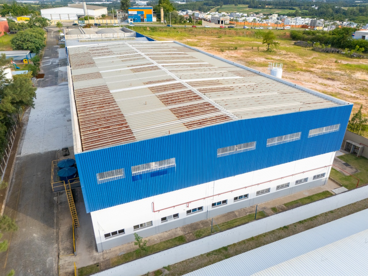 Galpão para alugar em Sorocaba, 7.032m², Localizado no bairro Cajuru do Sul