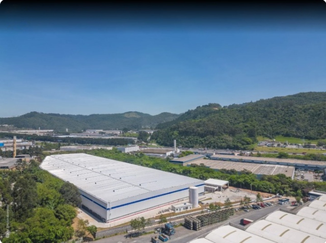 Galpão para alugar em Barueri na Rodovia Castelo Branco