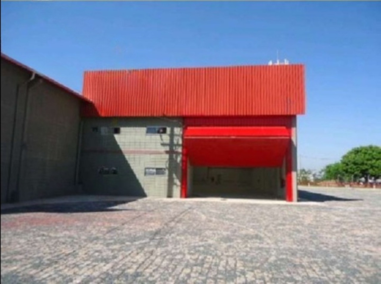 Galpão para alugar em Sorocaba em condomínio fechado