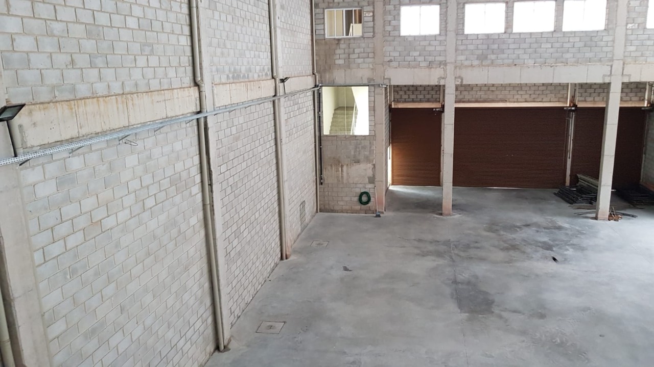 Galpão para alugar em vargem grande paulista fácil acesso à 
