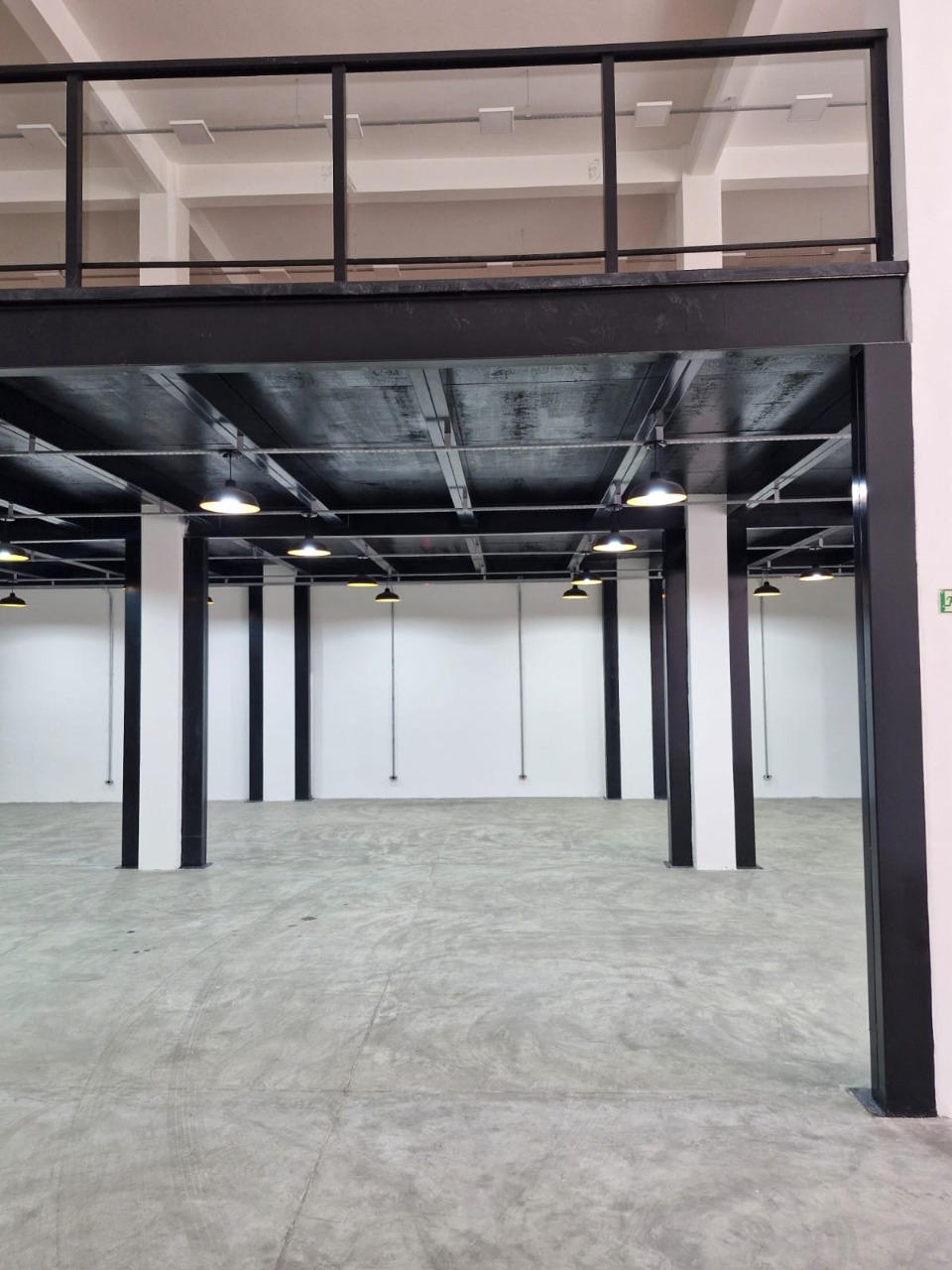 Prédio comercial para alugar em alphaville, barueri, com 1.0
