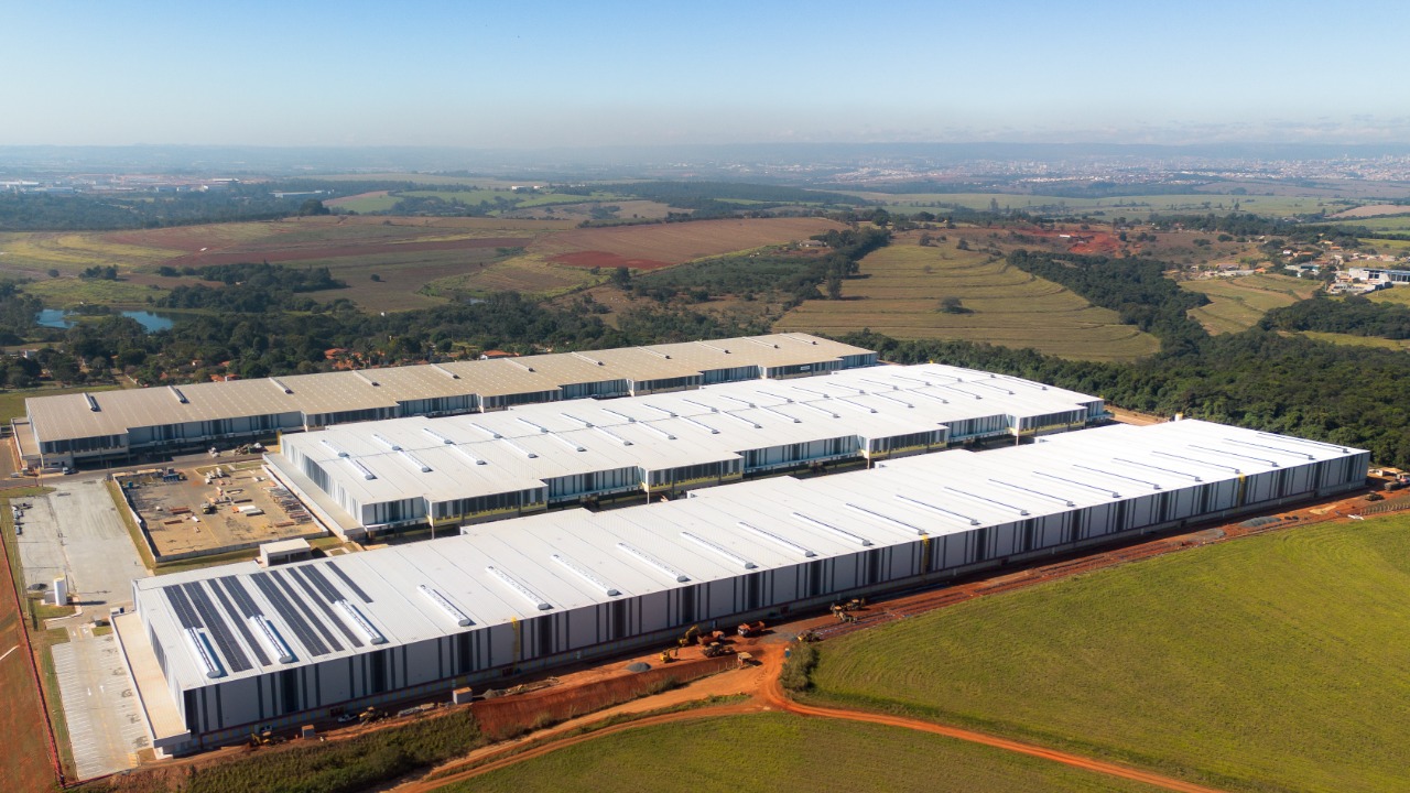 Galpão para aluga em Porto Feliz, na Rodovia Presidente Castelo Branco km 97, sentido Interior - São Paulo, a 5 km da fábrica da Toyota de Sorocaba