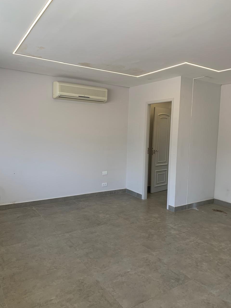 Galpão para alugar em Sorocaba, comercial de esquina
