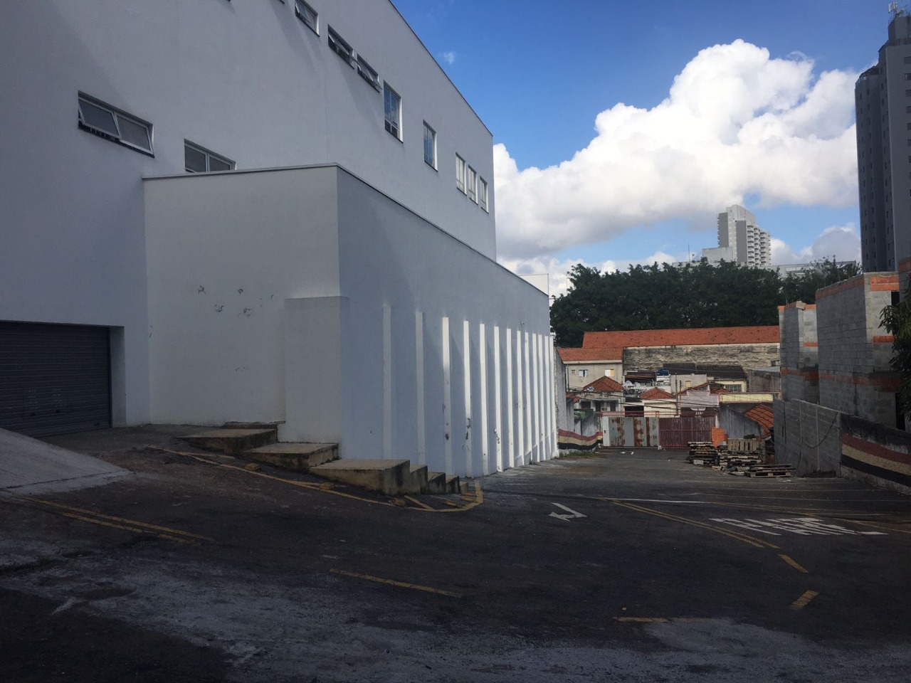 Galpão para alugar em São Paulo na Vila Esperança
