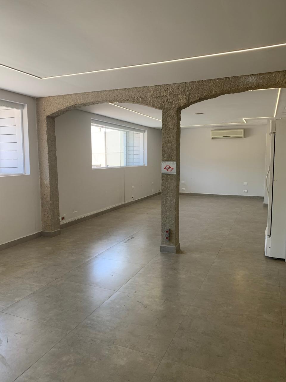 Galpão para alugar em Sorocaba, comercial de esquina