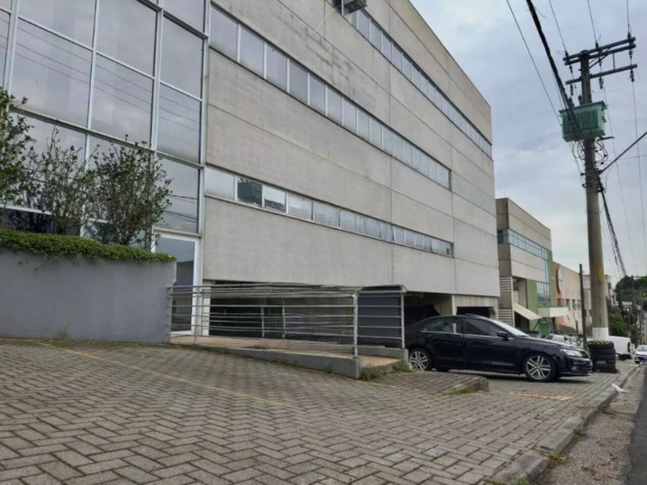 Galpão para alugar em Cotia no condomínio San José