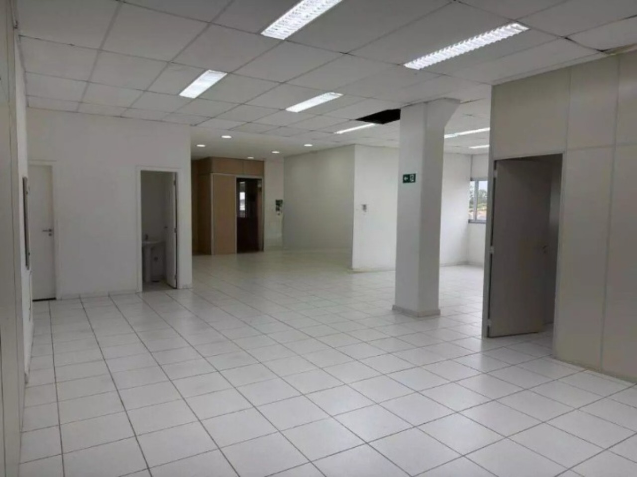 Galpão para alugar em Cotia no condomínio San José