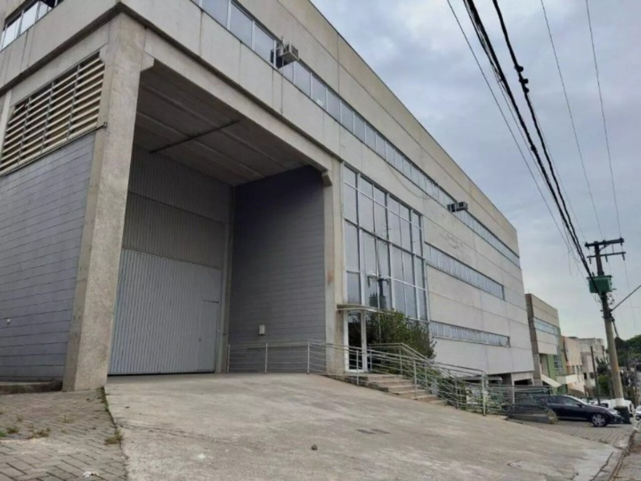Galpão para alugar em Cotia no condomínio San José