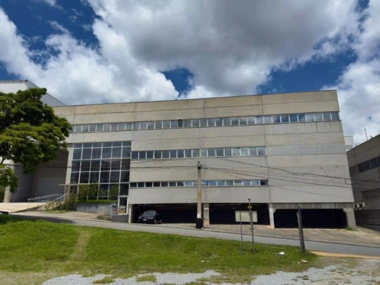 Galpão para alugar em cotia no condomínio san josé