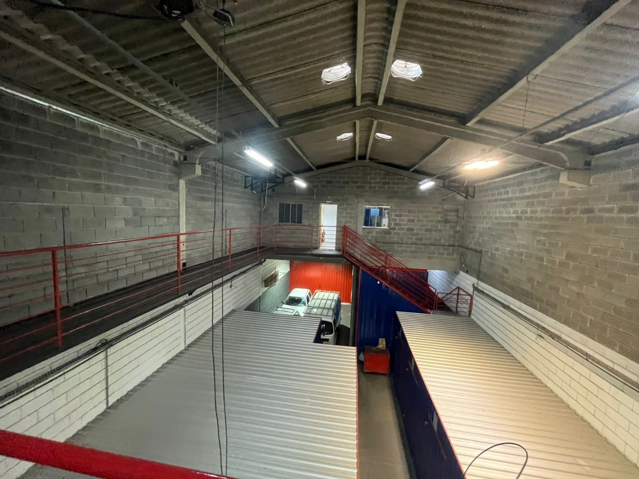 Galpão à venda em sorocaba no jardim leocádia, 360m²