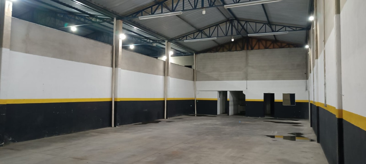 Galpão para alugar em Sorocaba, 300m² no Quintais do Imperador