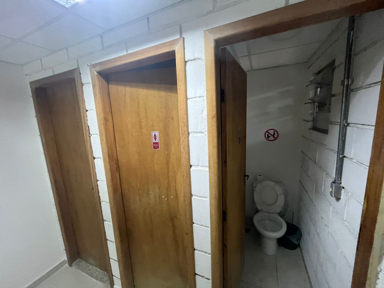 Galpão à venda em Sorocaba no Jardim Leocádia, 360m²