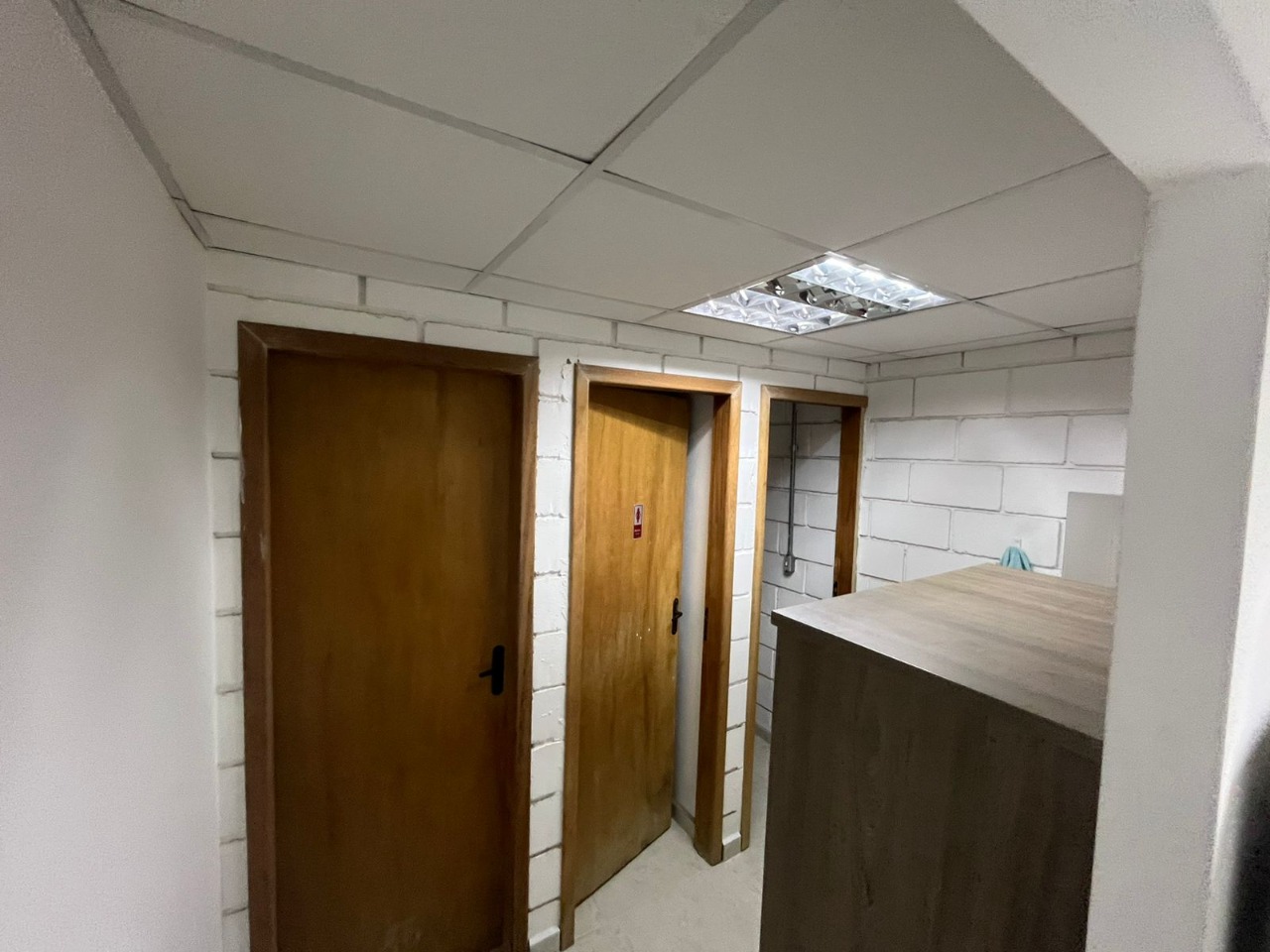 Galpão à venda em Sorocaba no Jardim Leocádia, 360m²
