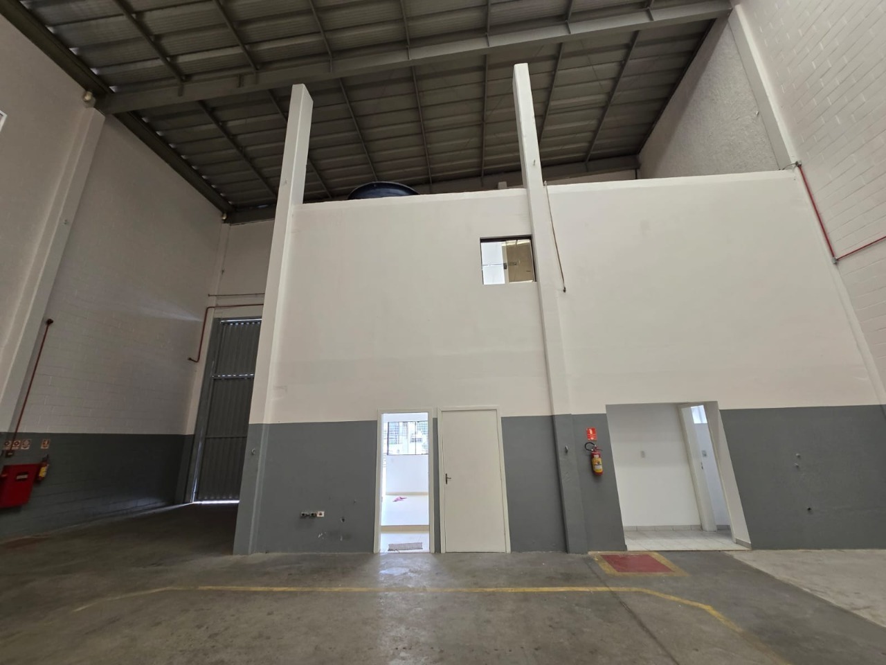 Galpão para alugar em Sorocaba no Cajuru do Sul, 1.000 m²