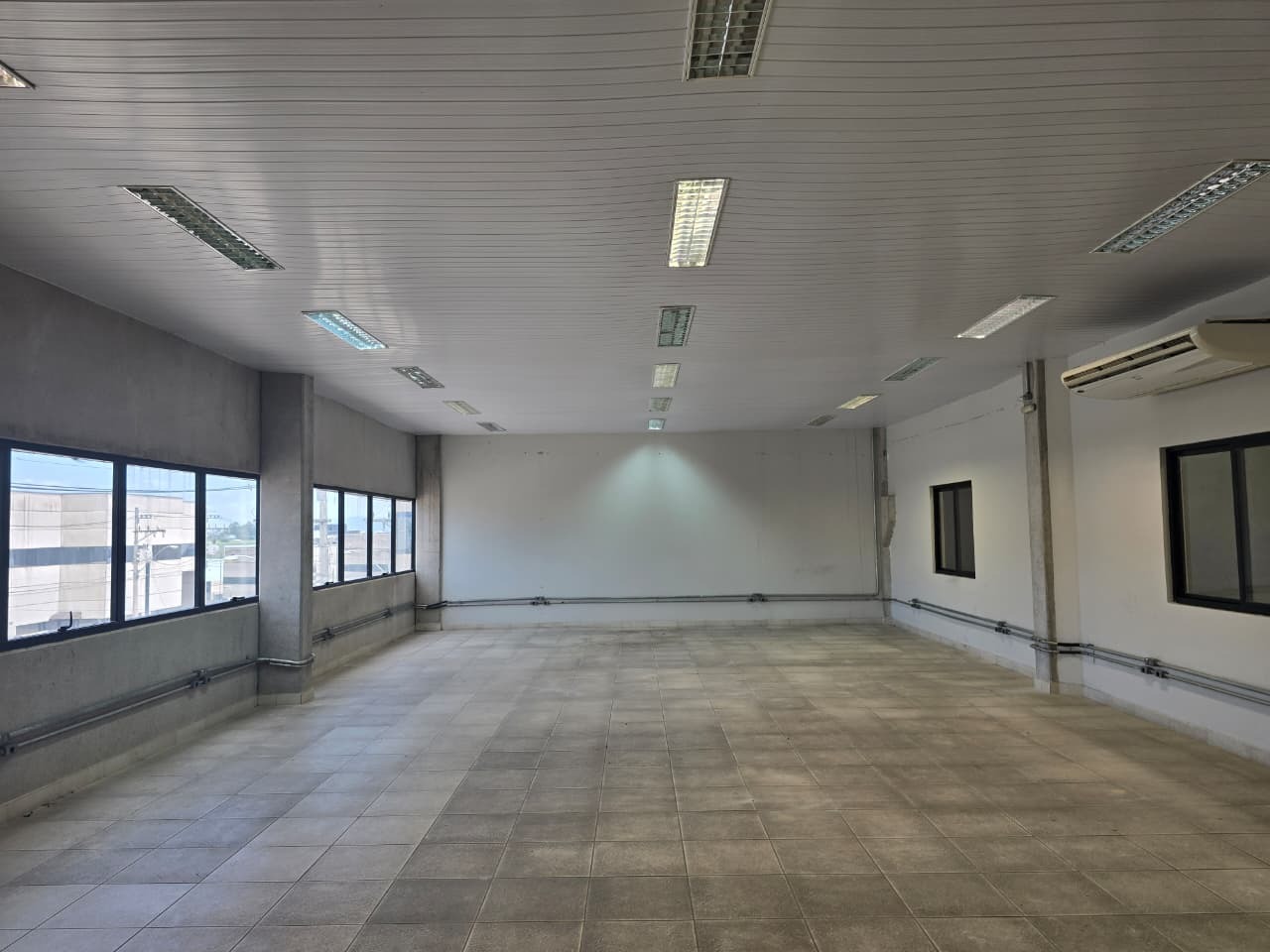 Galpão para alugar em sorocaba, no iporanga, industrial e lo