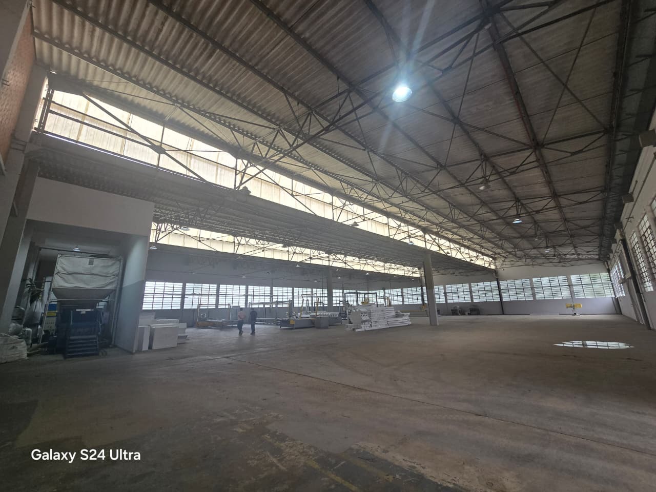 Galpão para alugar em itu próximo à empresa jacuzzi