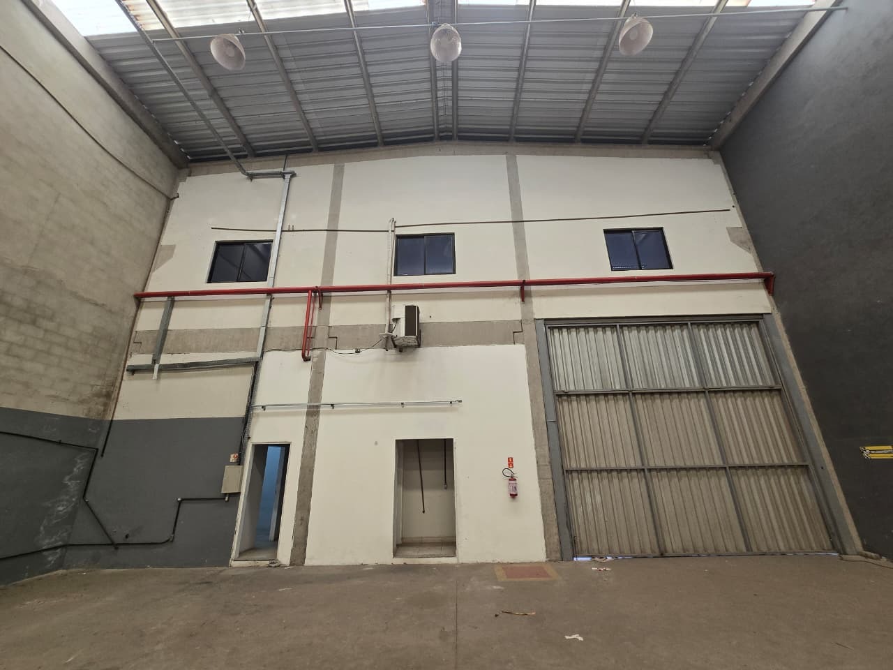 Galpão para alugar em sorocaba, no iporanga, industrial e lo