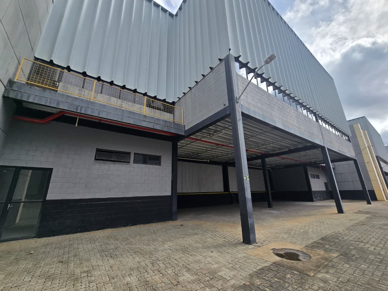 Galpão logístico sorocaba ao lado da toyota na rodovia presi