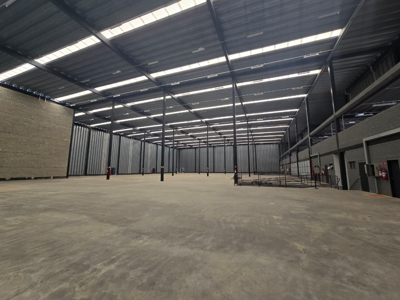 Galpão logístico sorocaba ao lado da toyota na rodovia presi