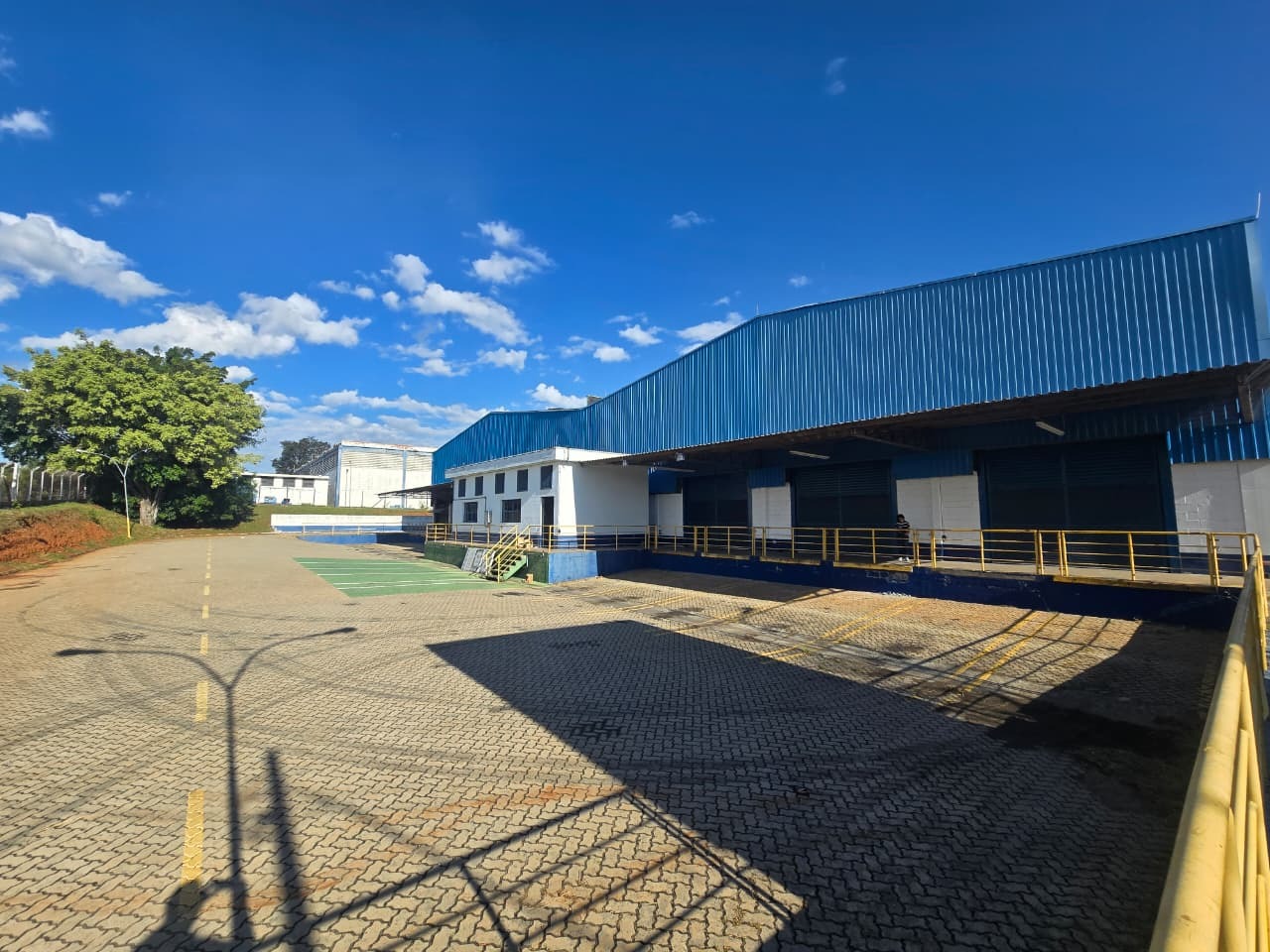 Galpão para alugar em sorocaba no éden