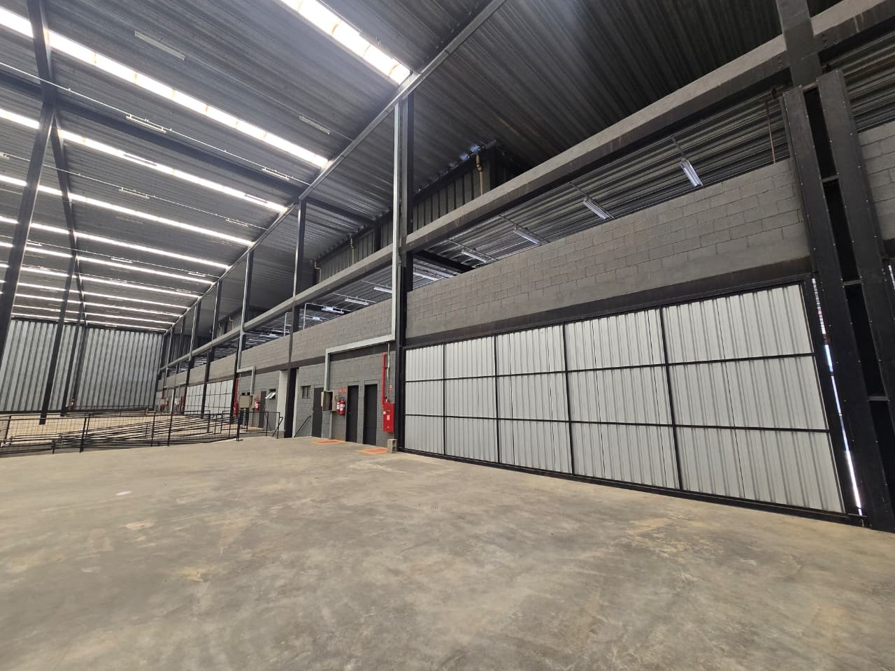 Galpão logístico sorocaba ao lado da toyota na rodovia presi