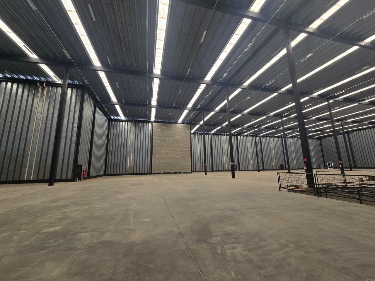 Galpão logístico sorocaba ao lado da toyota na rodovia presi