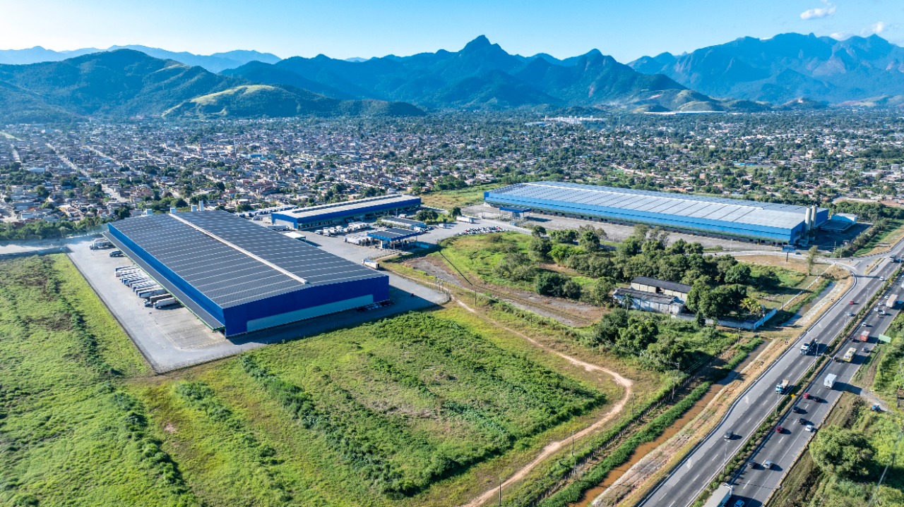 Galpão logístico para alugar em duque de caxias/rj, acesso à