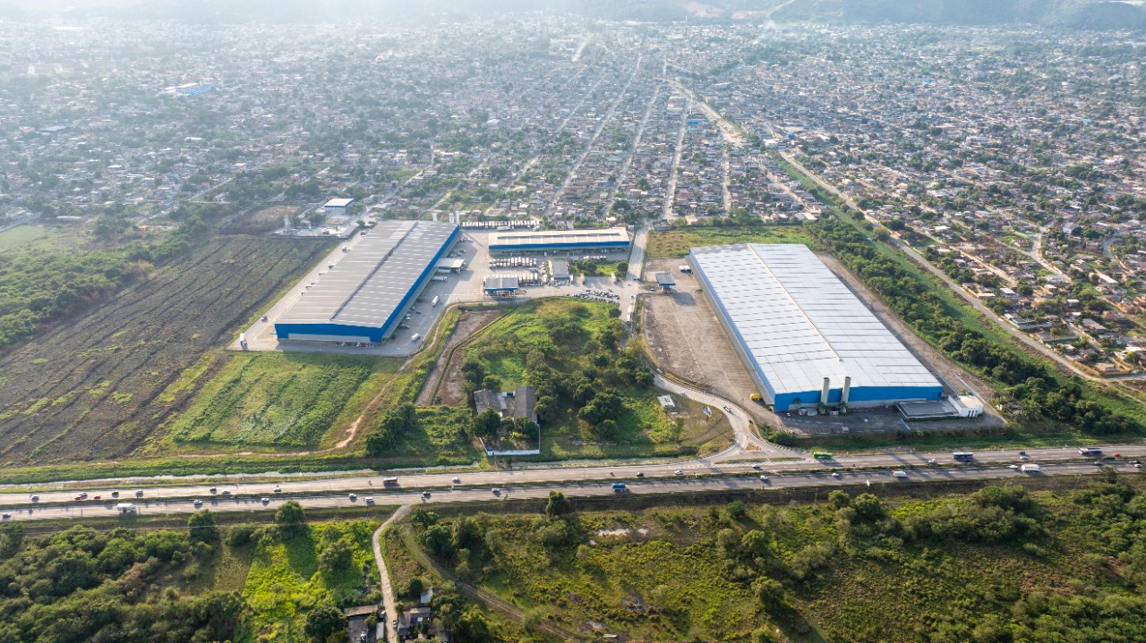 Galpão logístico para alugar em duque de caxias/rj, acesso à