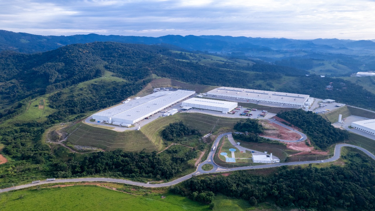 Galpão para aluga em Extrema, MG, Galpão logístico em condomínio fechado, Centro de distribuição em Minas Gerais, Galpão logístico próximo à São Paulo