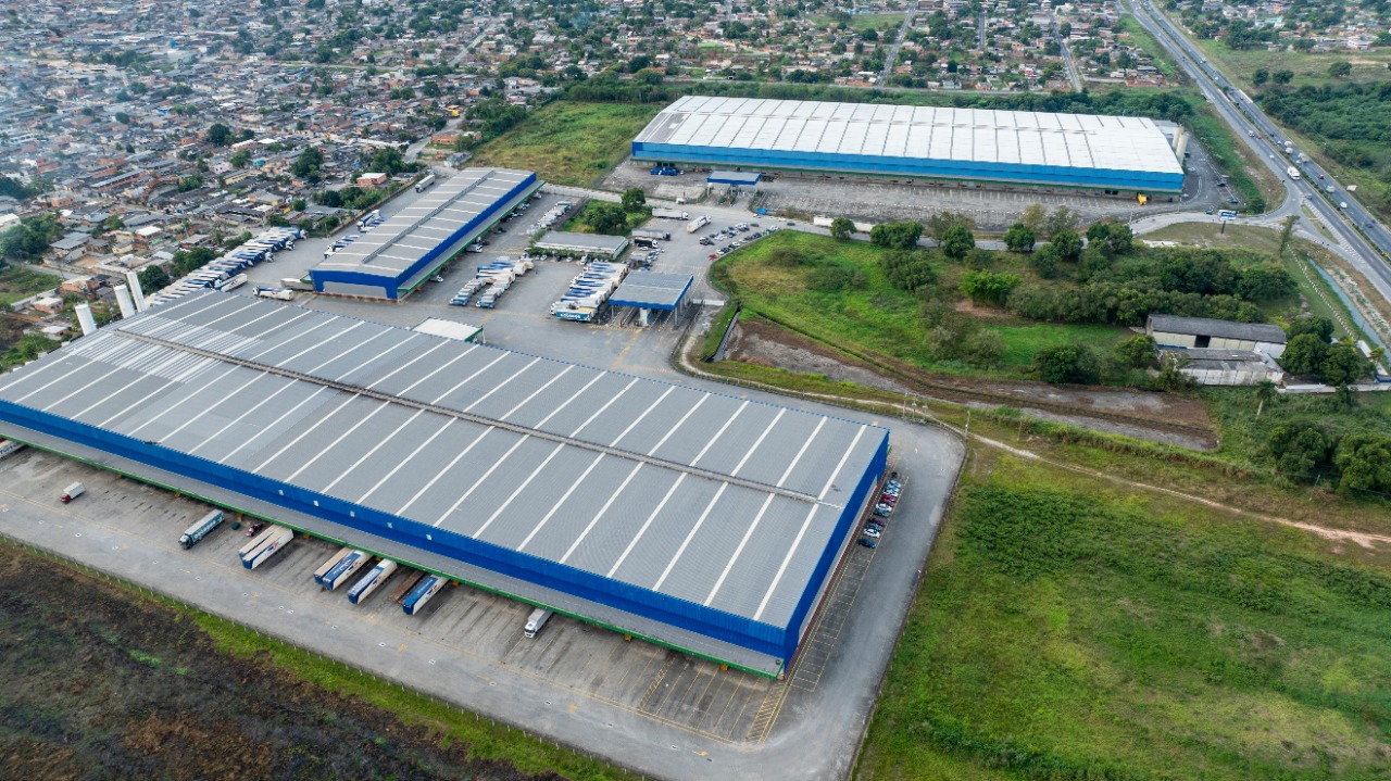 Galpão logístico para alugar em duque de caxias/rj, acesso à