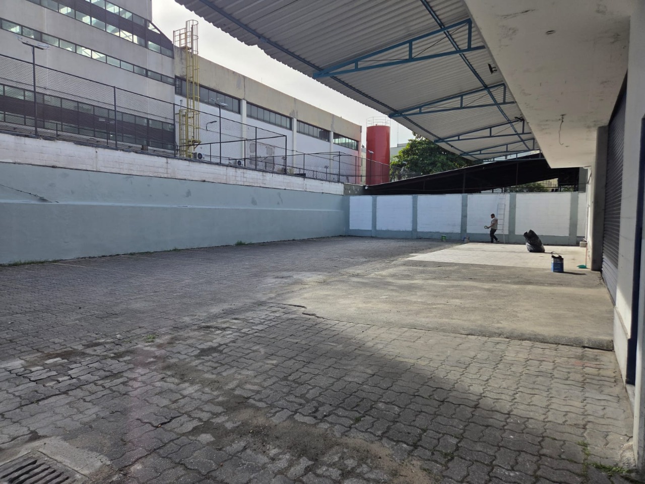 Galpão comercial para alugar na Lapa, São Paulo, próximo à Marginal Tietê, Anhanguera e Bandeirantes, ideal para logística e distribuição