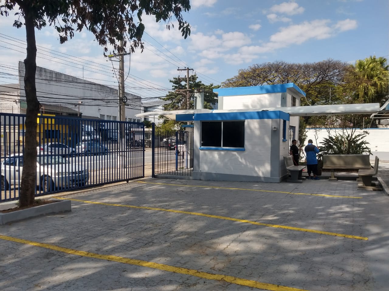 Galpão comercial para alugar na Lapa, São Paulo, próximo à Marginal Tietê, Anhanguera e Bandeirantes, ideal para logística e distribuição